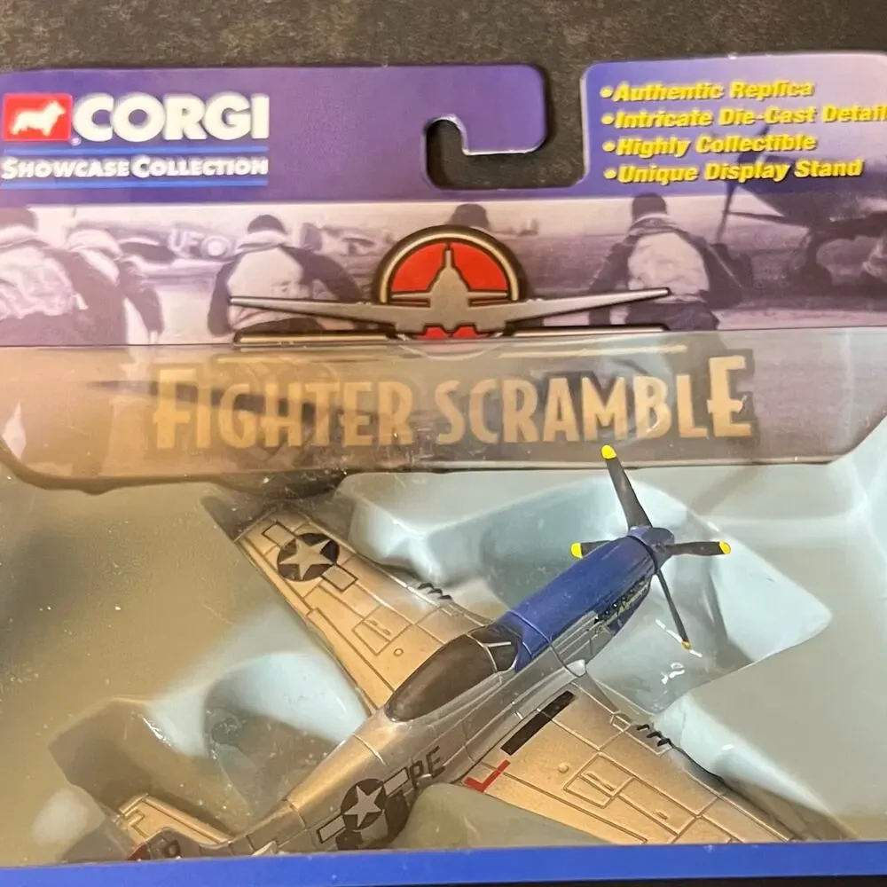 Corgi Showcase Collection Die Cast Fighter Scramble P-51D Mustang‎ Plane CS90017